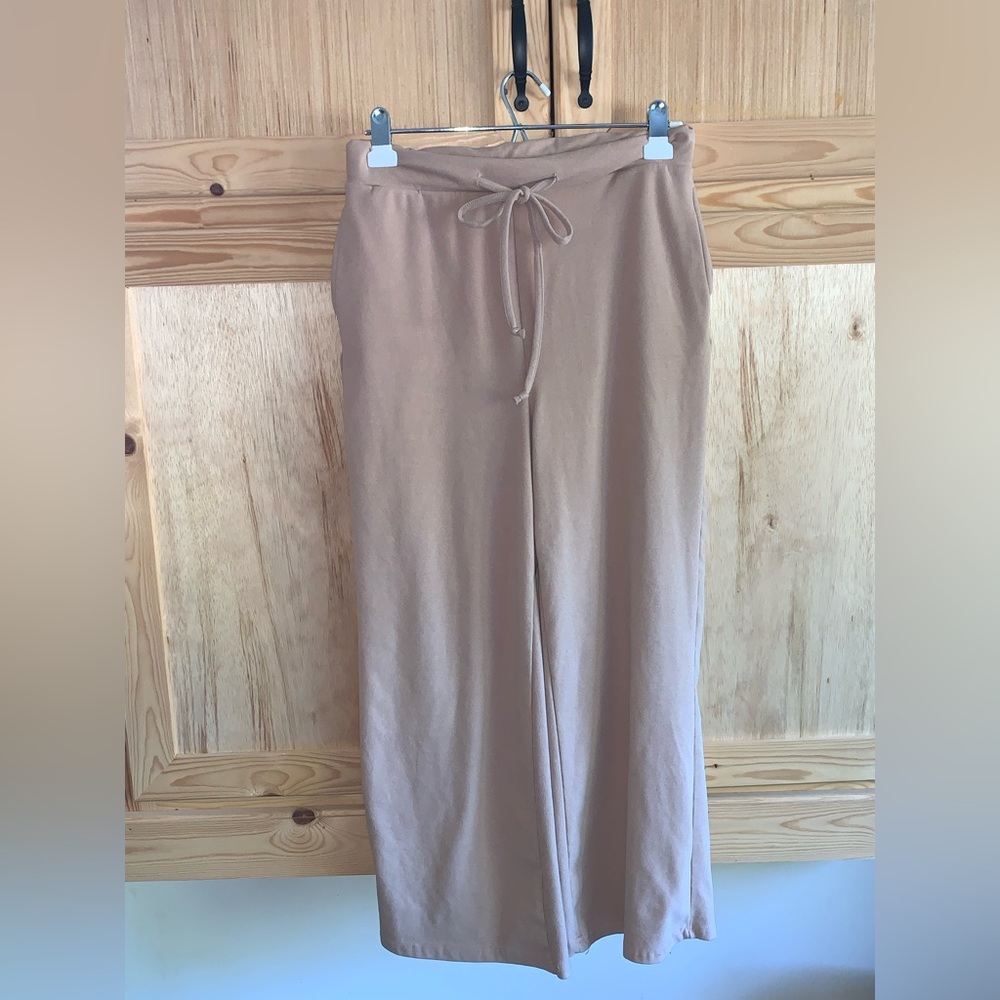 ShoSho soft knit style drawstring wideleg pants size L